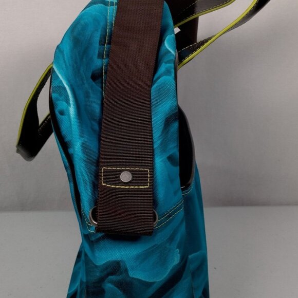 Nike Tote Bag Blue Abstract Print Padded Shoulder Strap Trippy Swirl Travel - Picture 15 of 16